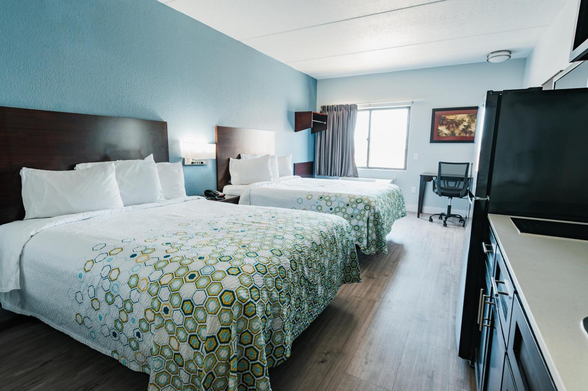 Hometowne Studios By Red Roof San Antonio - Seaworld Northwest Eksteriør billede