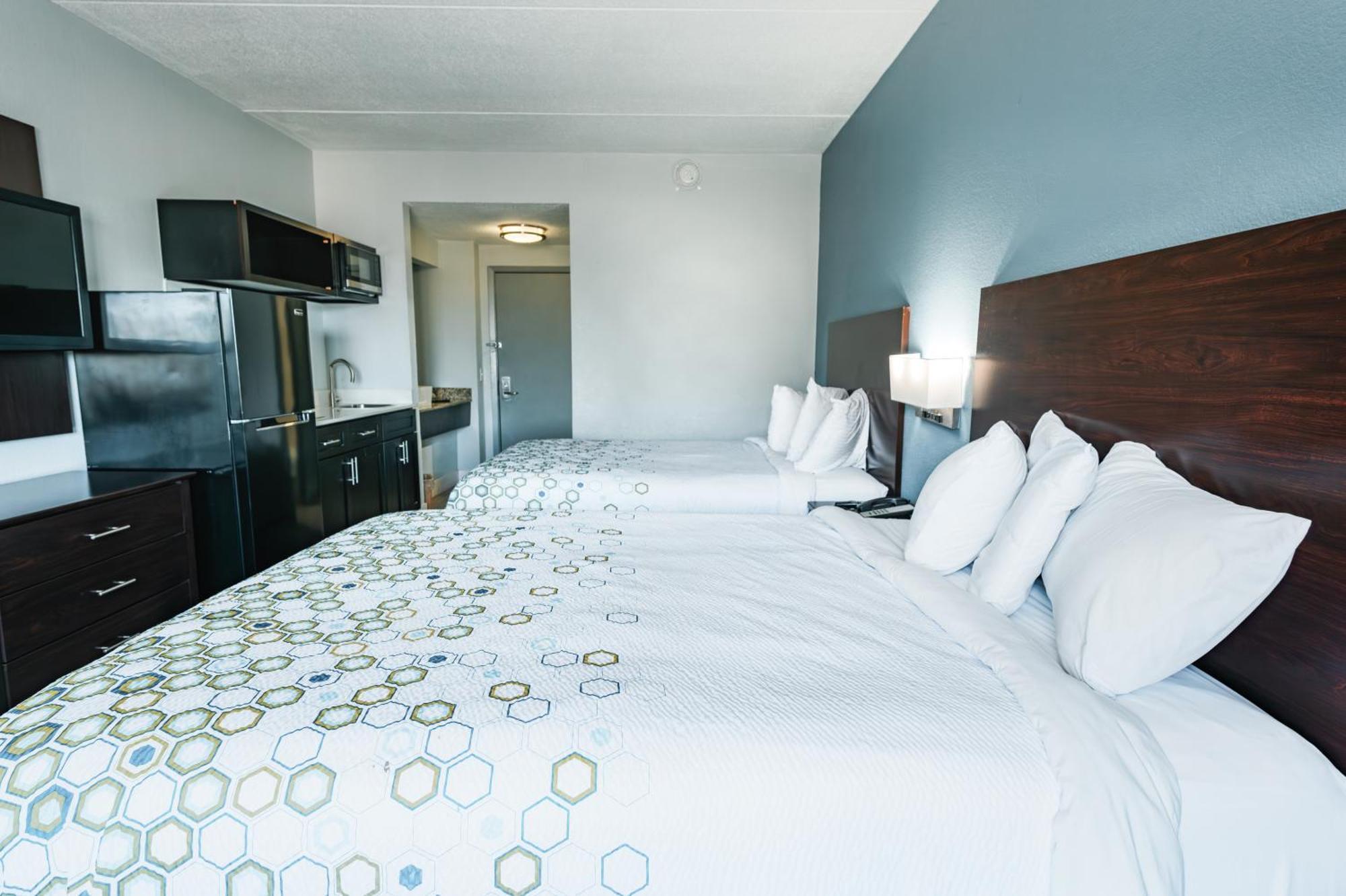 Hometowne Studios By Red Roof San Antonio - Seaworld Northwest Eksteriør billede